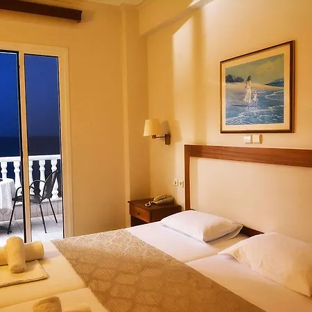 ηιώνη Ξενοδοχείο 3*