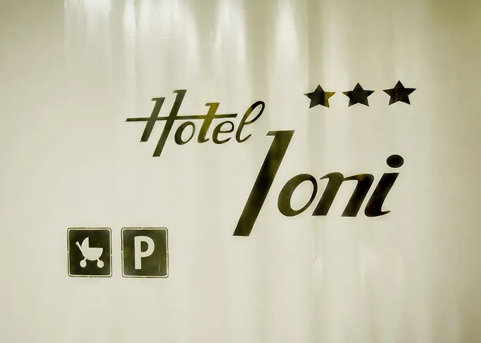 Ioni Hotel 3*