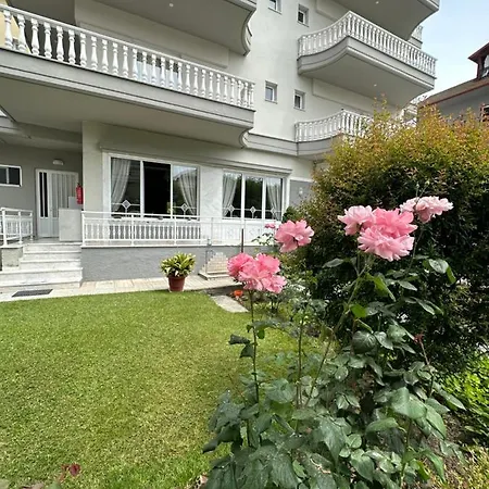 Ioni Hotel 3*