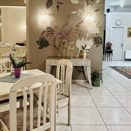 Ioni Szálloda Paralía